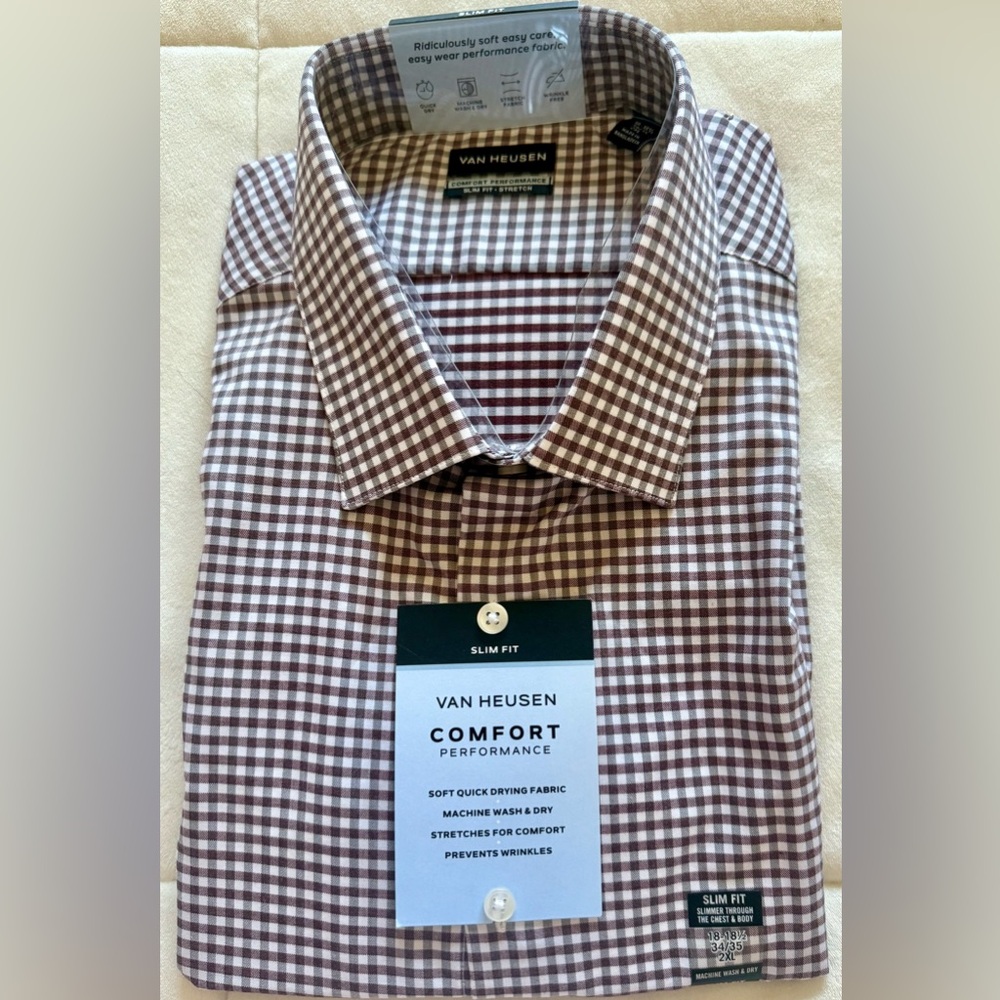 Van Heusen Men's Maroon and White Plaid comfort slim dress Shirt
